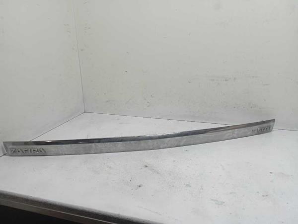 MOULURE HAYON AVEC POIGNEE OPEL - Vue 1